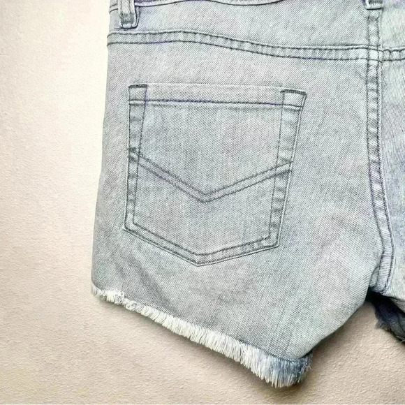 O’Neill Junior Girls Scout Raw Hem Distressed Light Wash Denim Shorts Size 5 - Picture 5 of 11